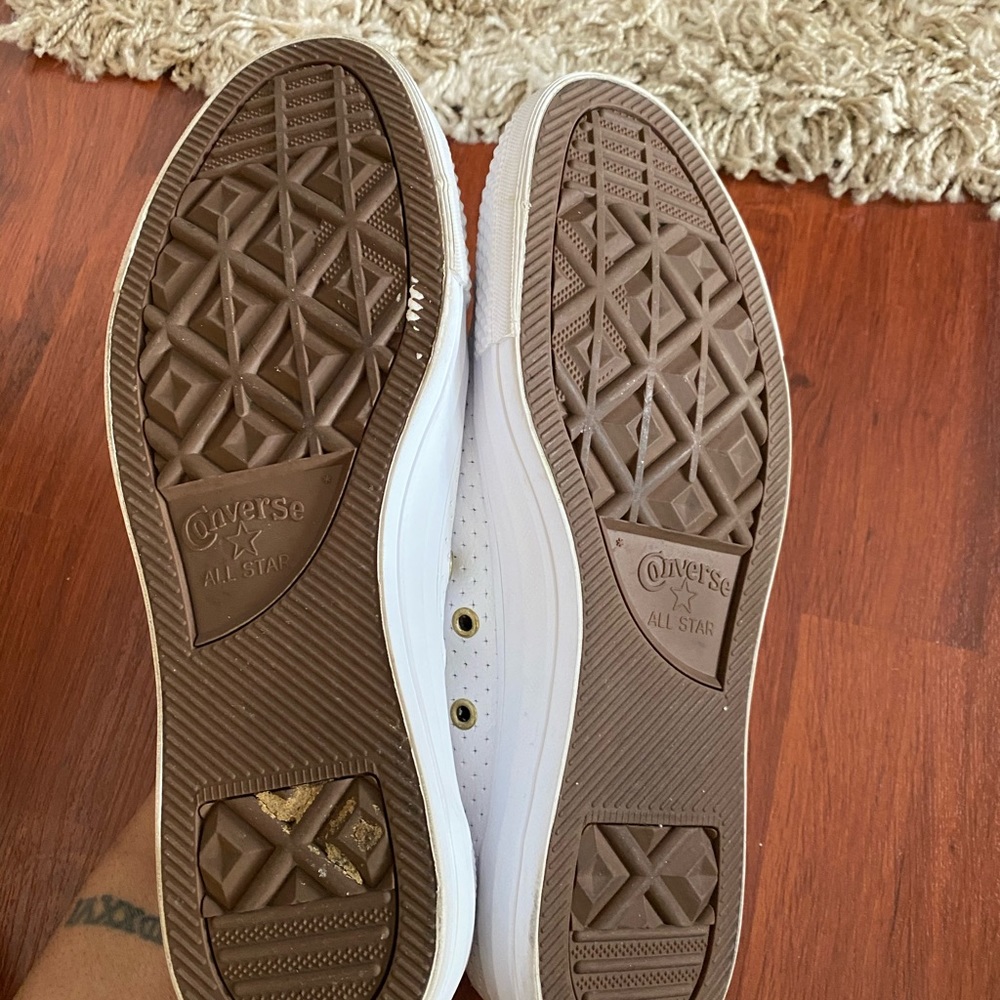 Converse - Picture 4 of 4